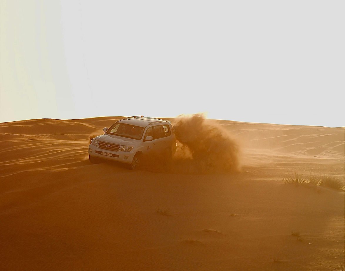 4x4 dans un désert